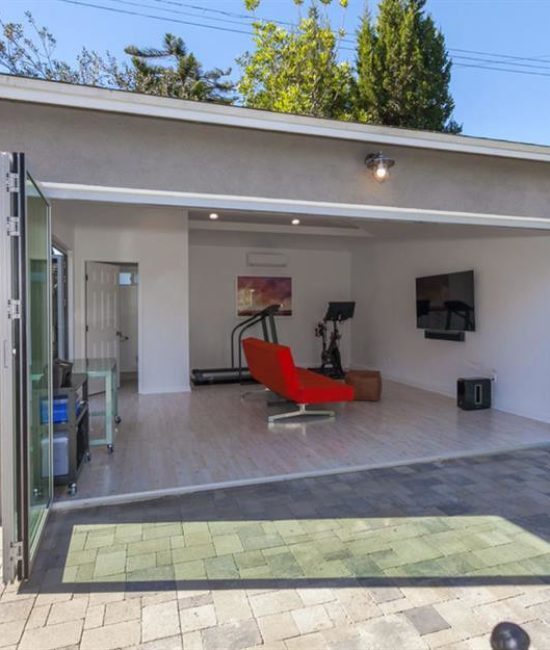 garage-conversion-leeds-900-625